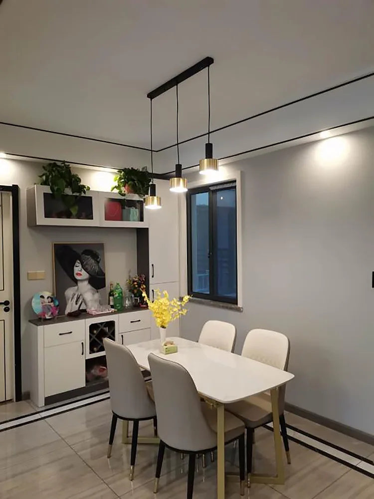 Minimalist dining room chandelier, modern Nordic lamp, light luxury living room lamp, long dining table, bar table lamp