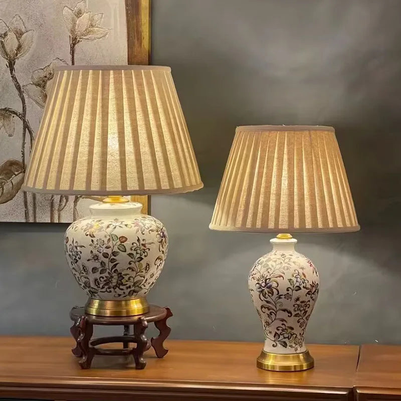 American Retro Ceramic LED Floor Lamps Painted Printing Decor Household Parlor Bedroom Bedside Study Pleated Fabric Table Lights